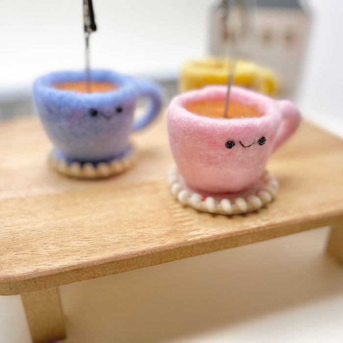 Coffee cup photo holder - Assorted colors