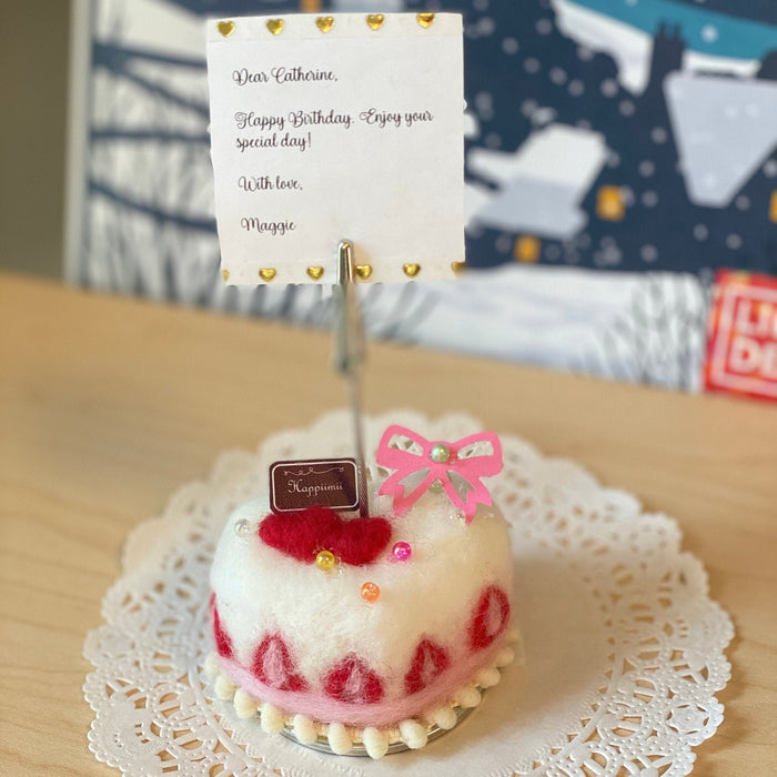 Heart shaped cake photo holder