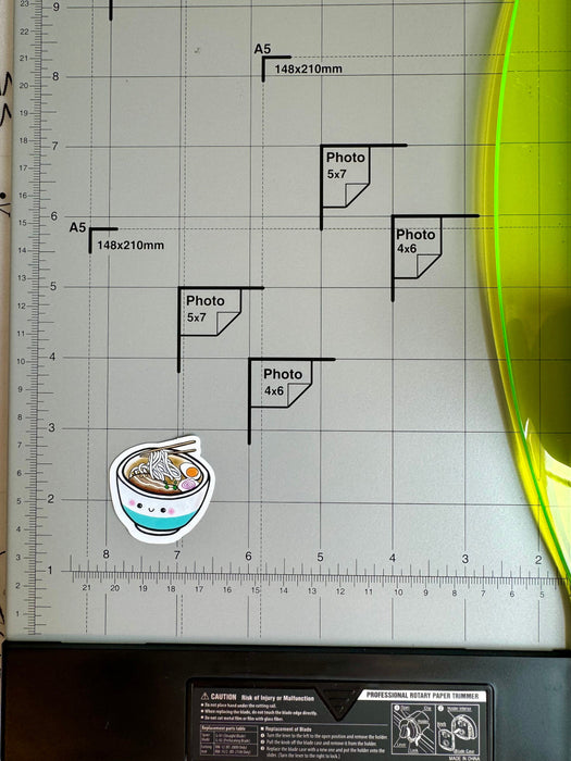 1.5” Japanese ramen sticker - green